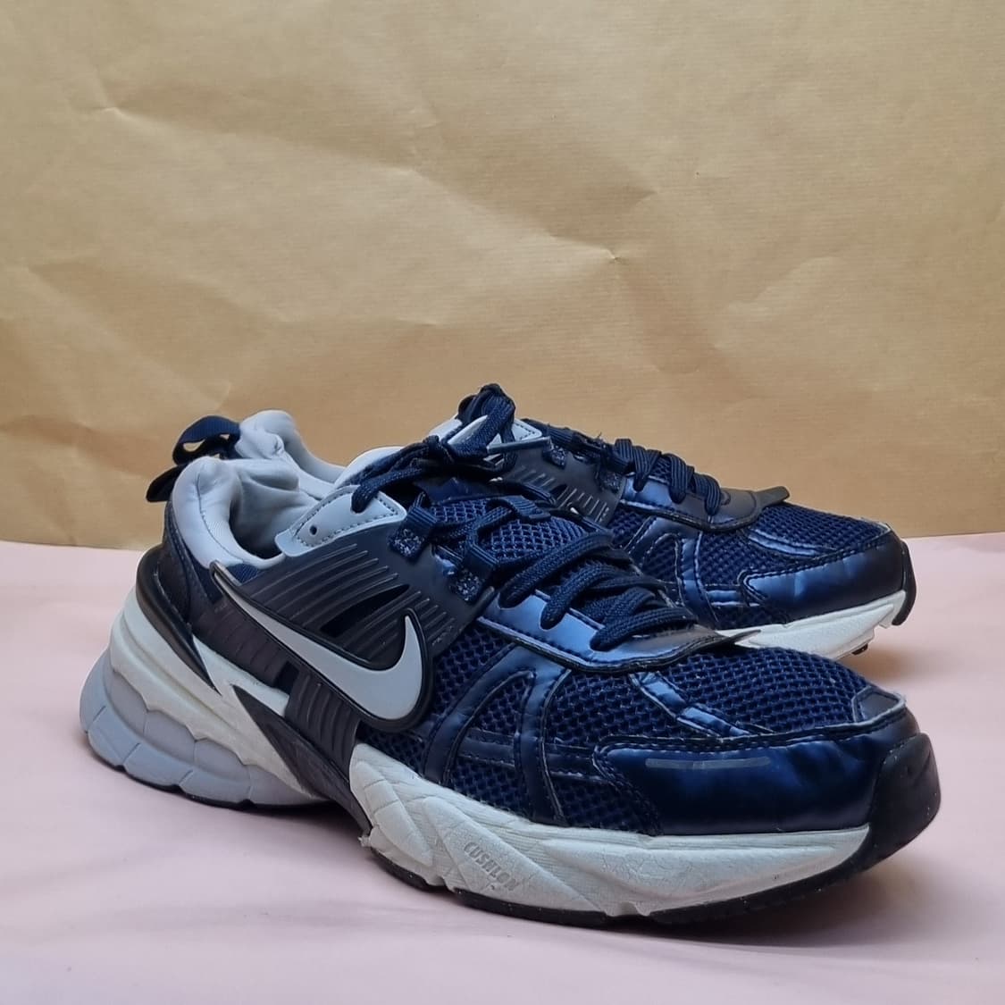 나이키 V2K런 남성운동화 275 상품이미지1