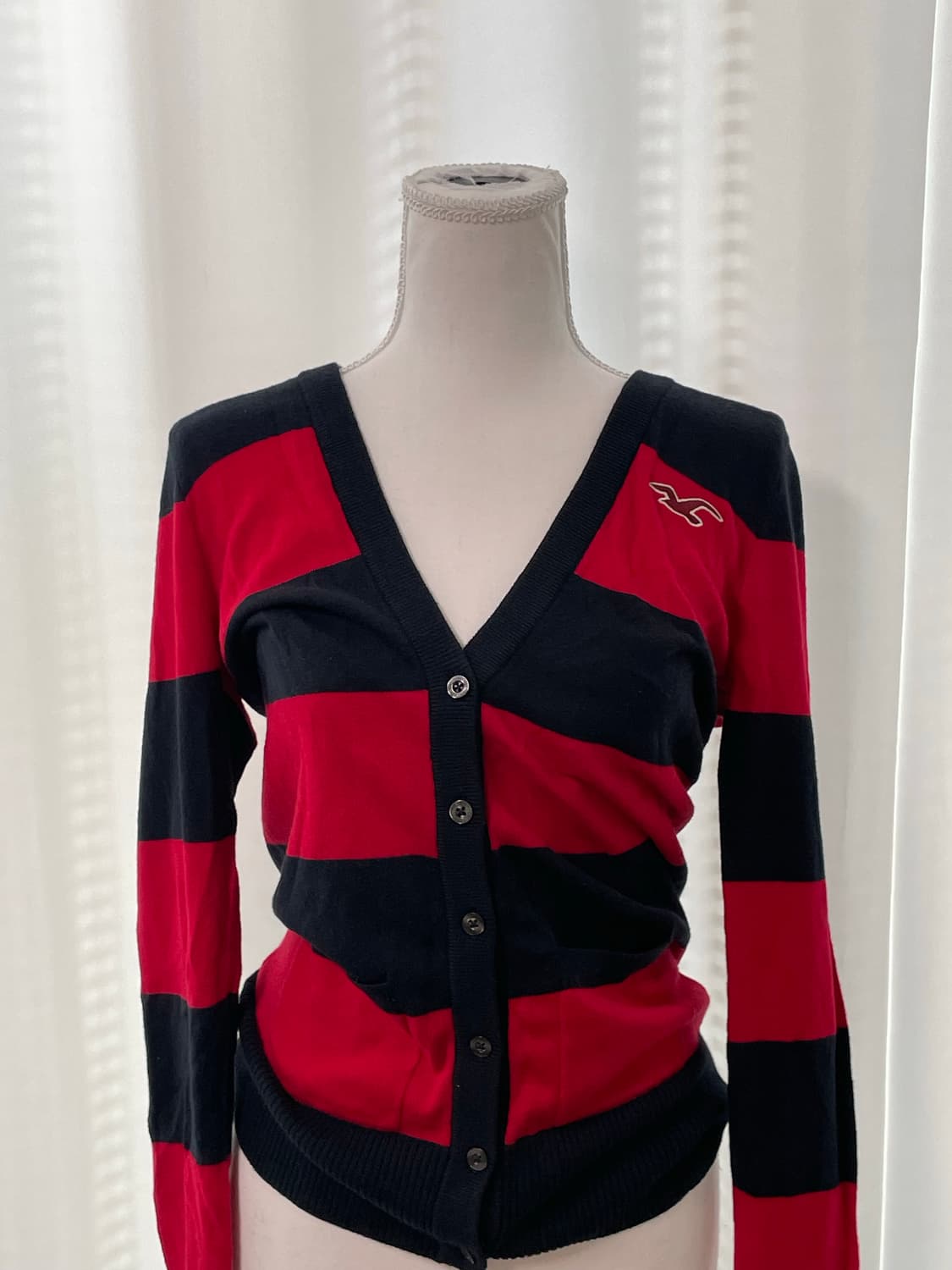 유일매물)홀리스터 버건디 블랙 롱슬리브 가디건 상품이미지2