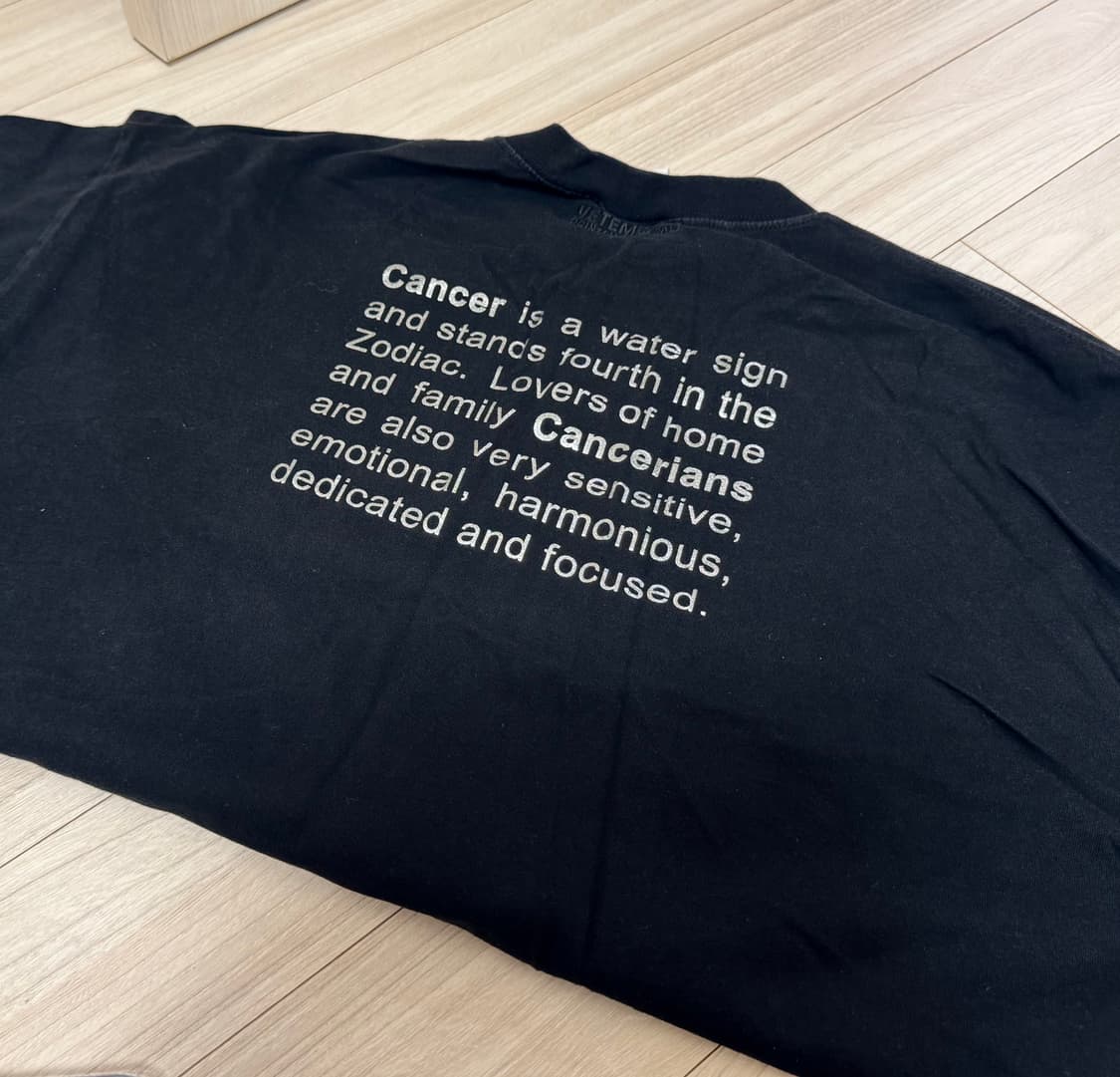 [VETEMENTS] 69 cancer 반팔 티셔츠 상품이미지2