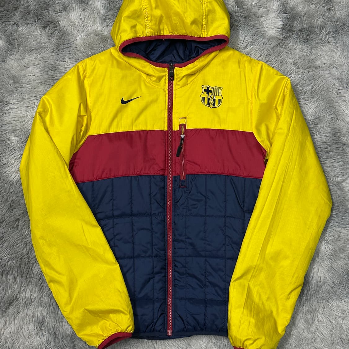 나이키 바르셀로나 양면 패딩 후드점퍼 s 상품이미지3