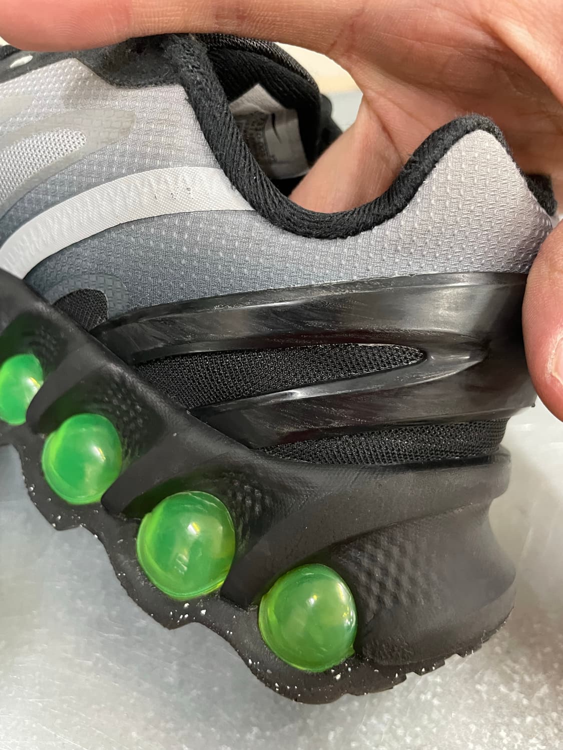 나이키 에어맥스 Dn8 블랙 250 상품이미지9