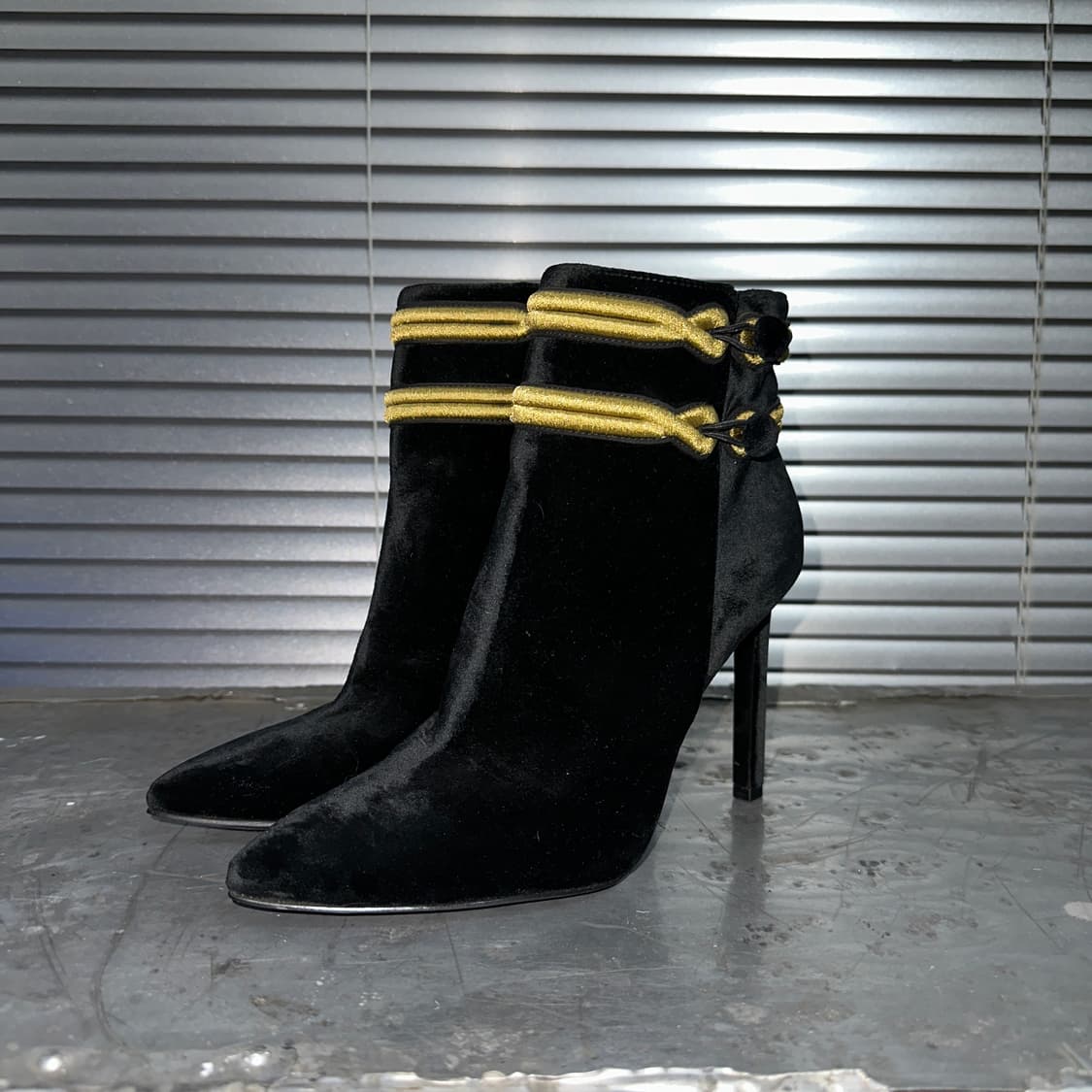 00s 레어 나인웨스트 나폴레옹 벨벳 포인트 부츠 상품이미지3