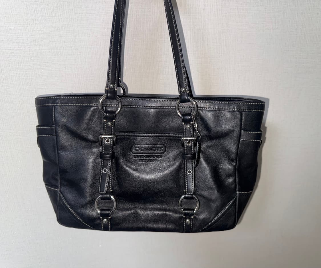 코치 블랙 숄더백 상품이미지1