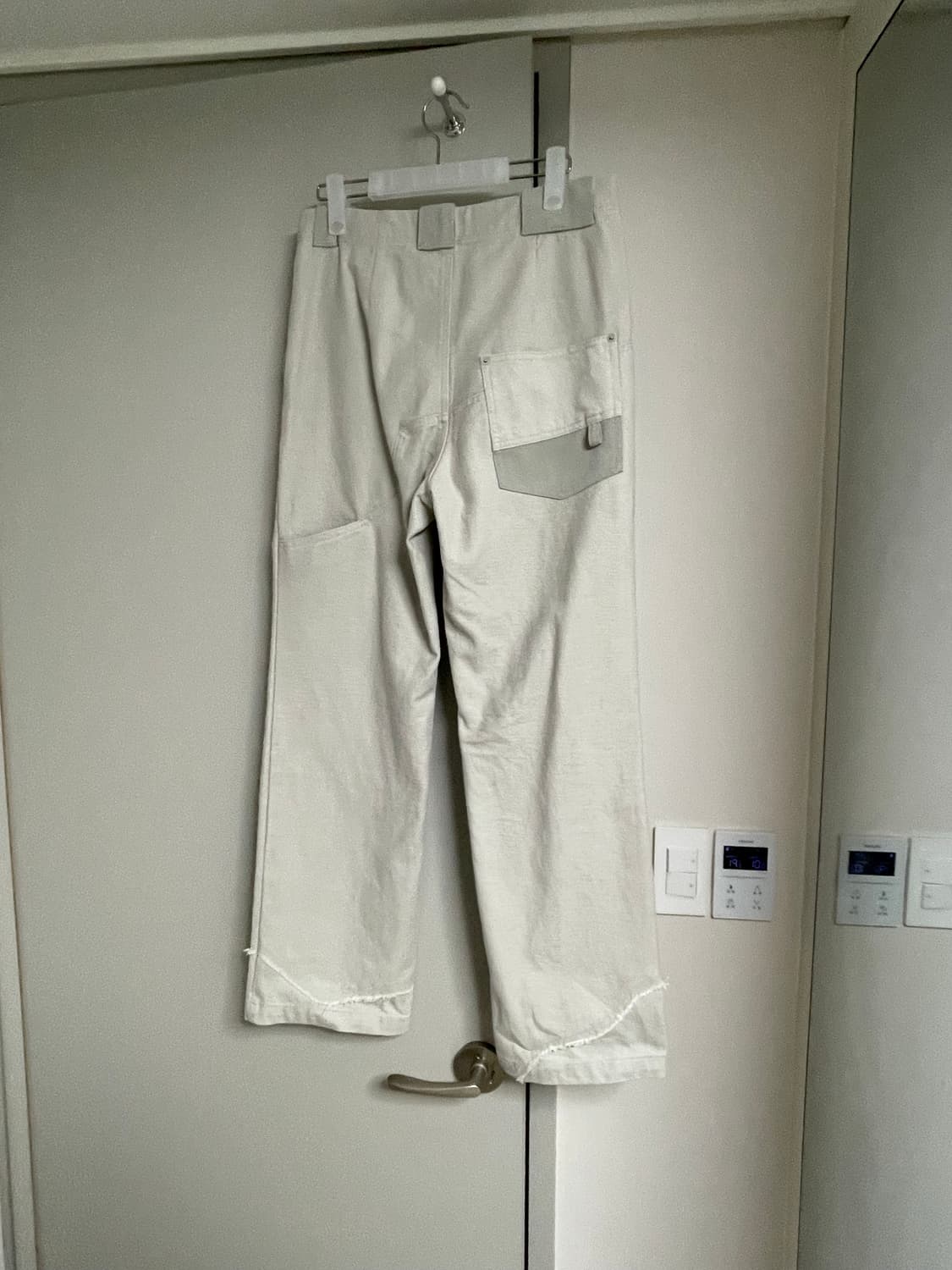 해칭룸 태스크 팬츠 라이트그레이 2사이즈 상품이미지2