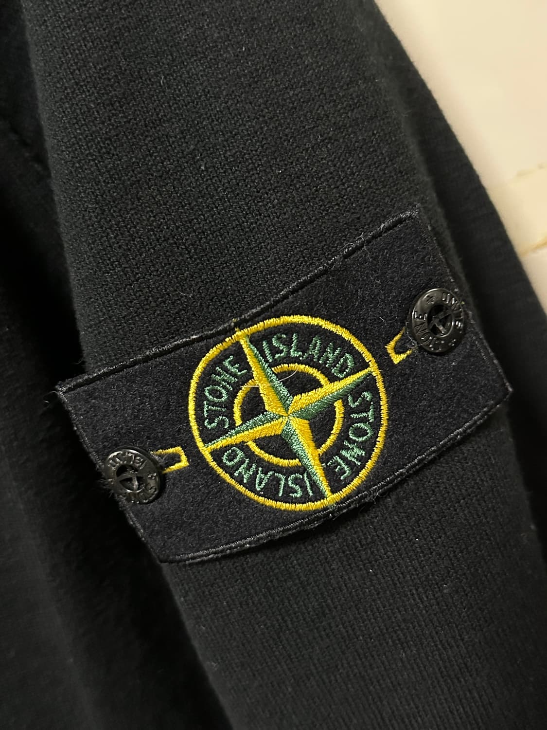 (백화점판)스톤아일랜드 후드 니트집업 블랙 XL 상품이미지4