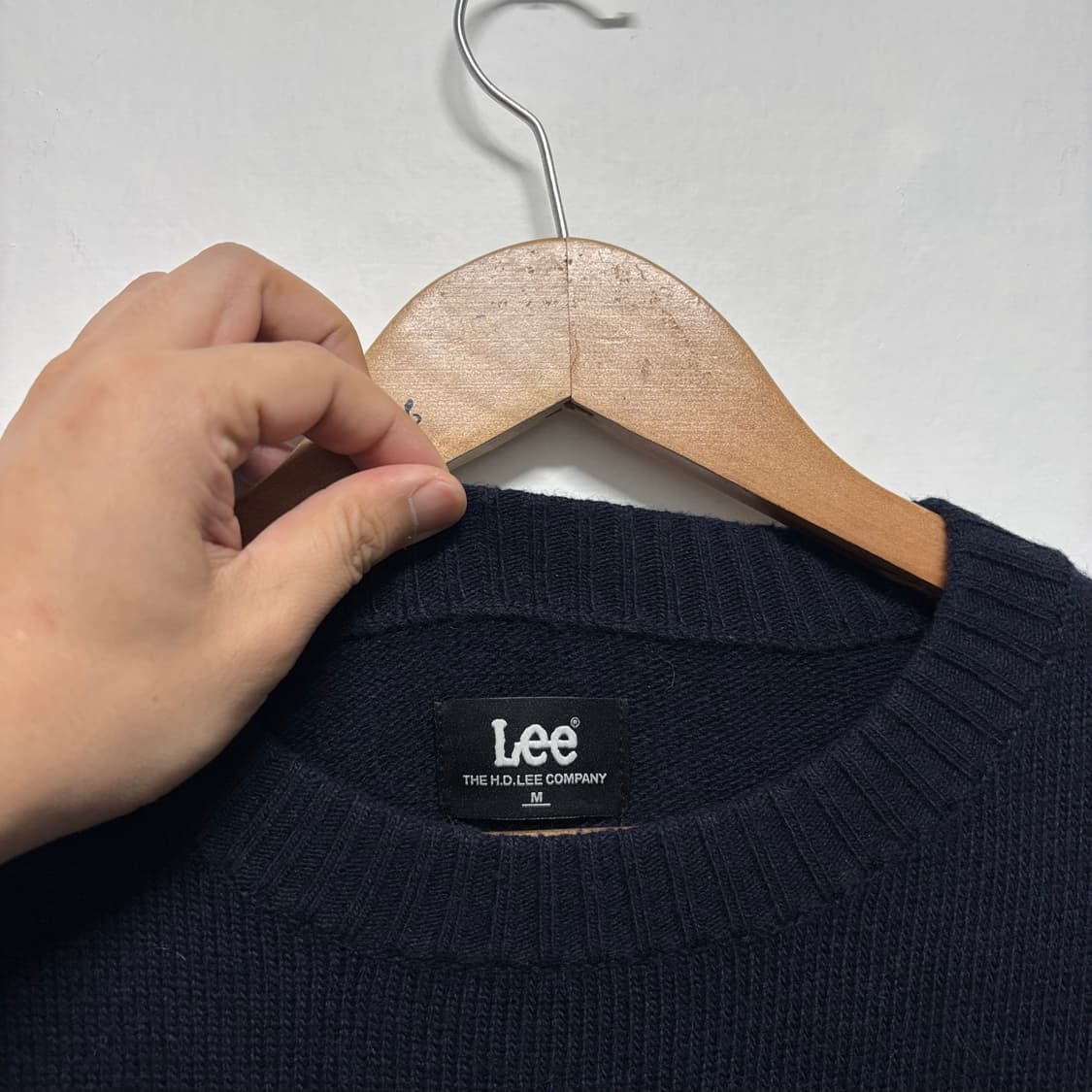 Lee 네이비 니트 상품이미지3