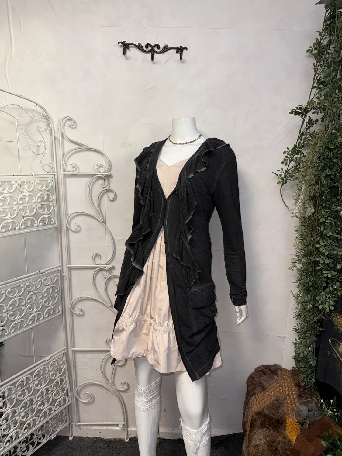 Cop Copine charcoal ruffle draped 가디건 상품이미지3