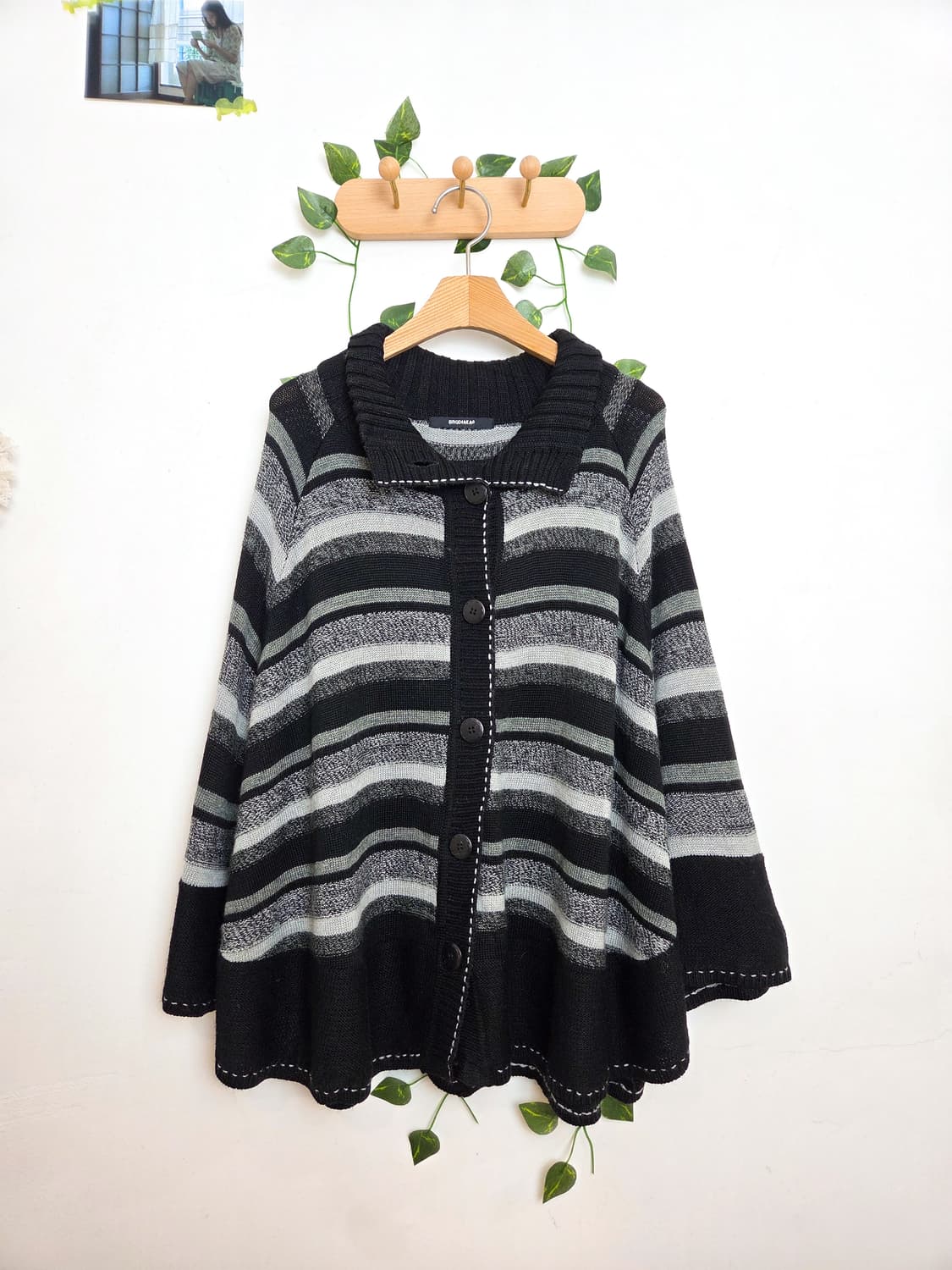 무채색 스티치 케이프 가디건 상품이미지1