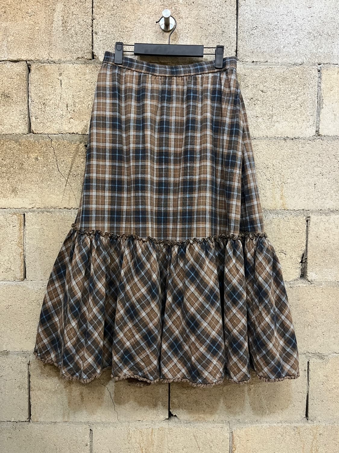 선댄스 체크 플레어 스커트 상품이미지1