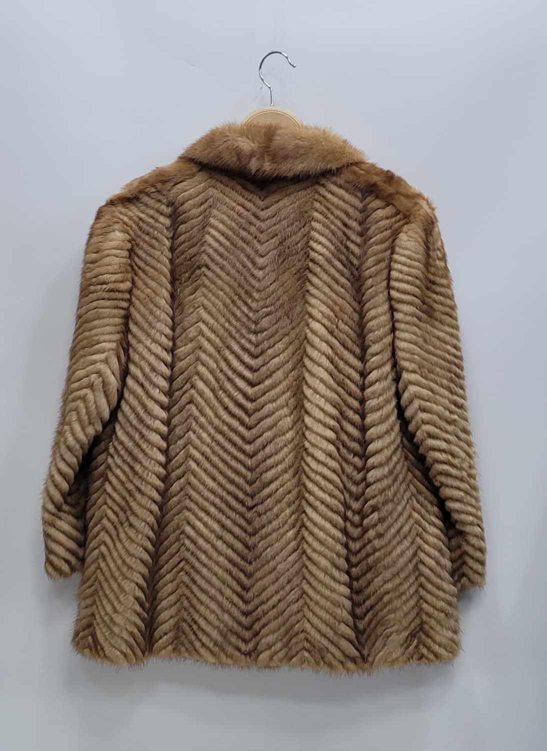 SanHe 천연 밍크 하프 코트 / 여 FREE
 상품이미지2