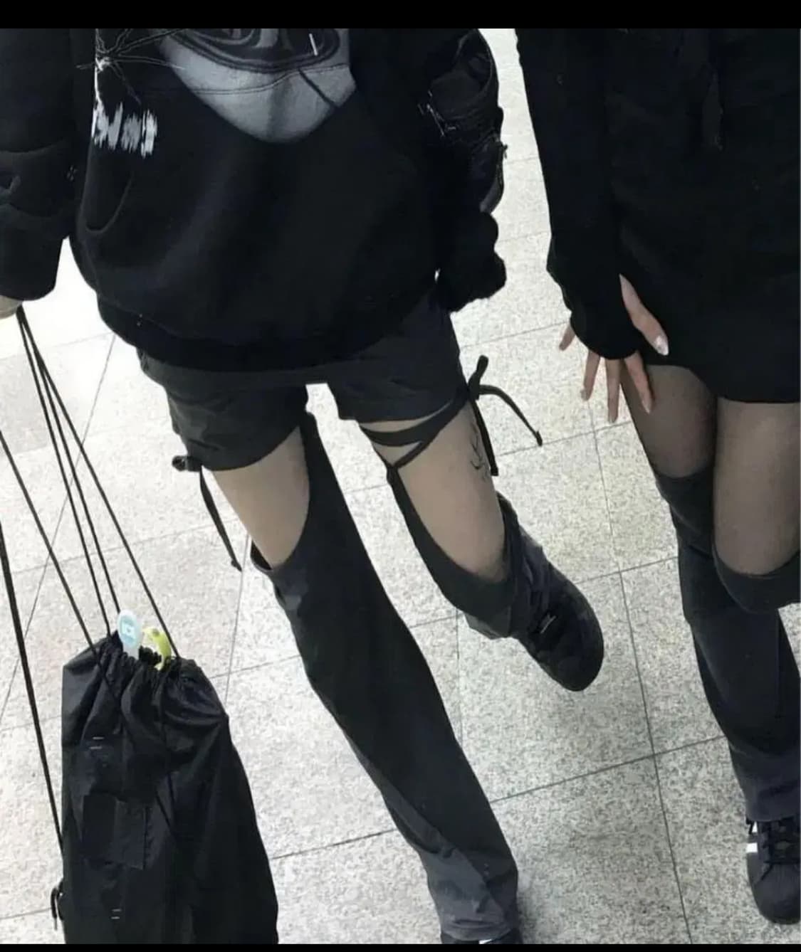 오호스 디테처블 스트랩 스커트 탑 세트 사이즈 1 상품이미지2