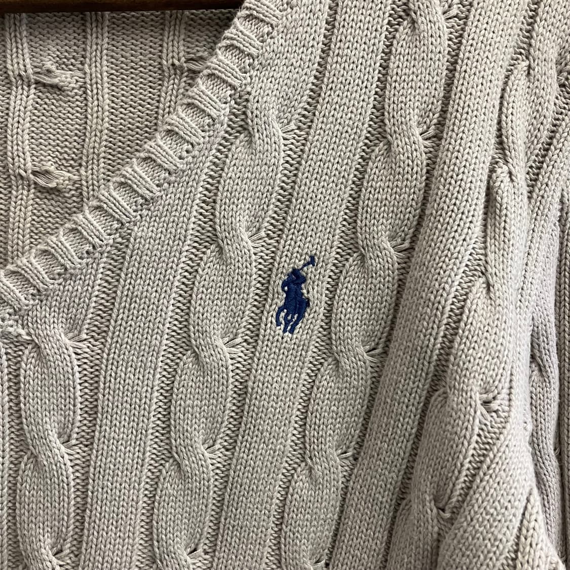 N106 폴로 꽈배기 브이넥 니트 상품이미지2