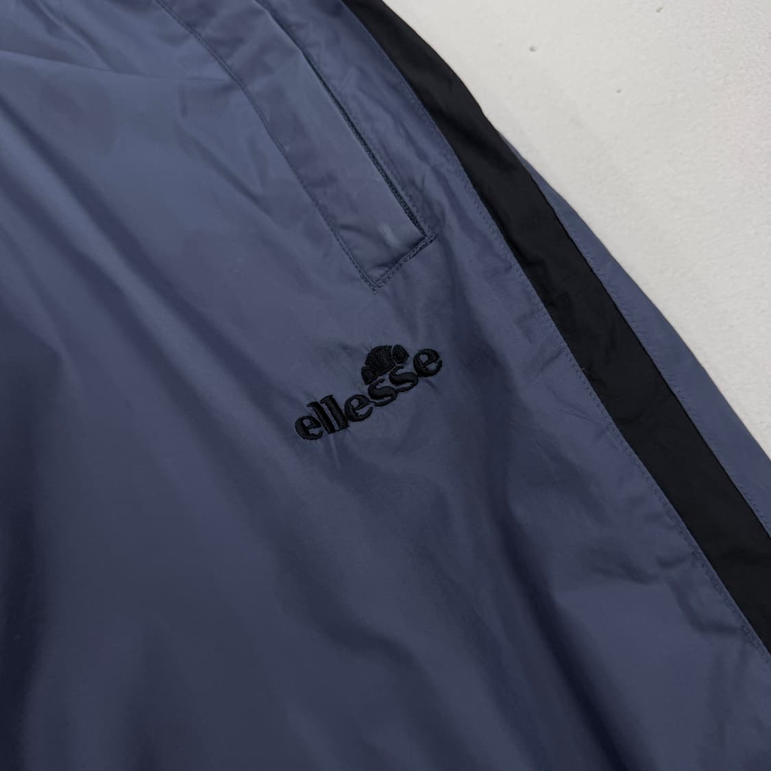 엘레쎄 00s 올드스쿨 와이드 바람막이 트랙팬츠 상품이미지3