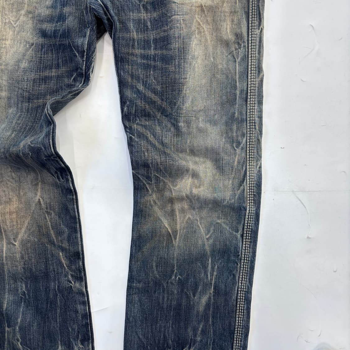 에비수(EVISU) 유니크 에디션 독수리 자수 데님 상품이미지4