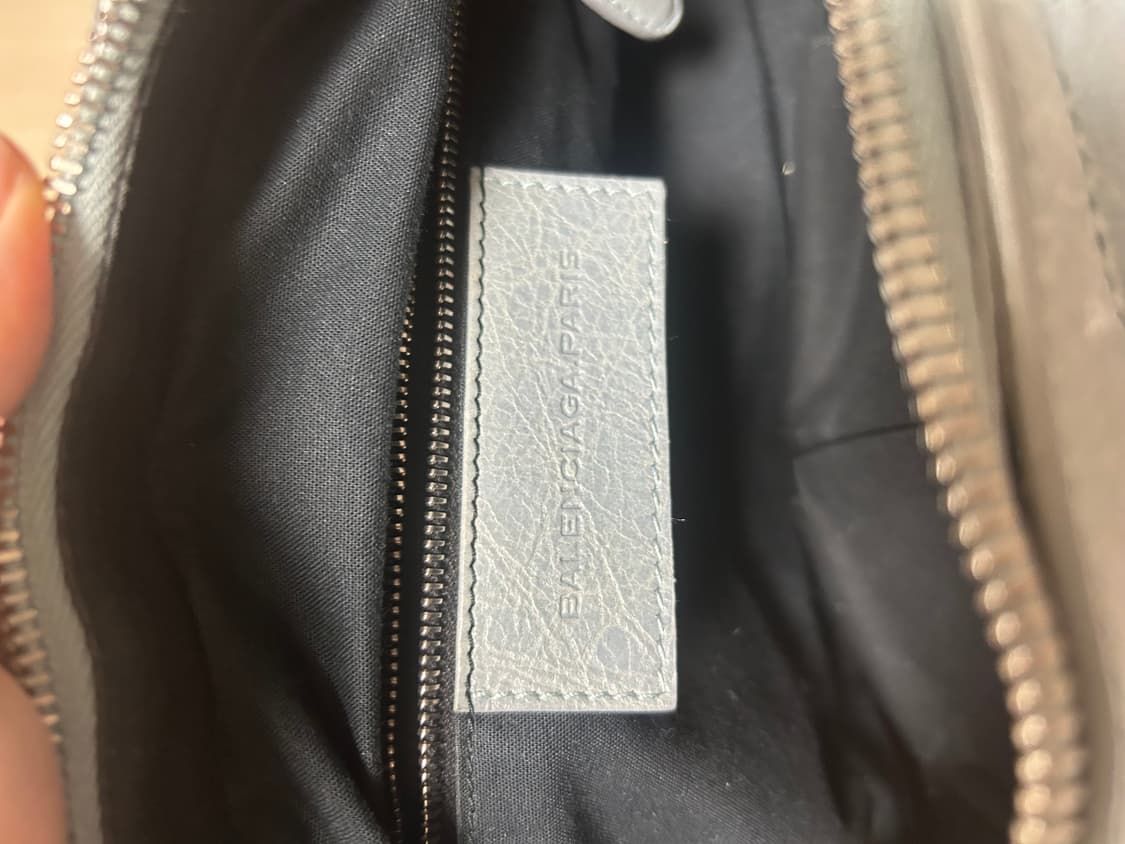 발렌시아가 클래식 모터 시티백 S 상품이미지6