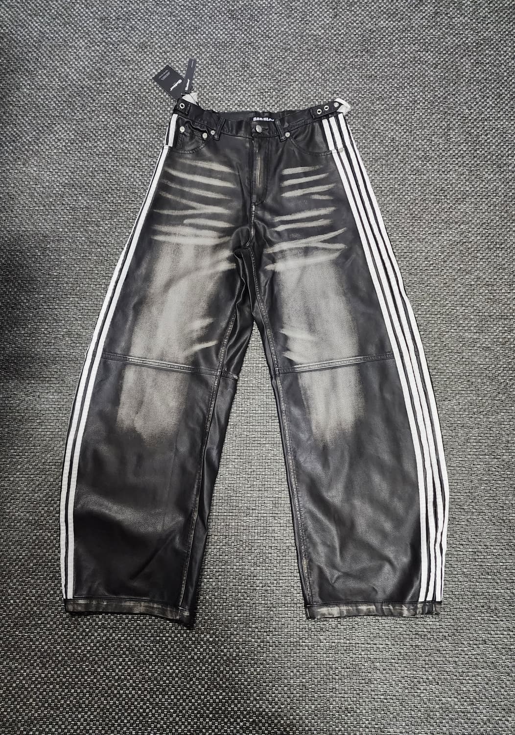 배드블러드 삼선 레더 와이드 팬츠 XS 29사이즈 상품이미지1