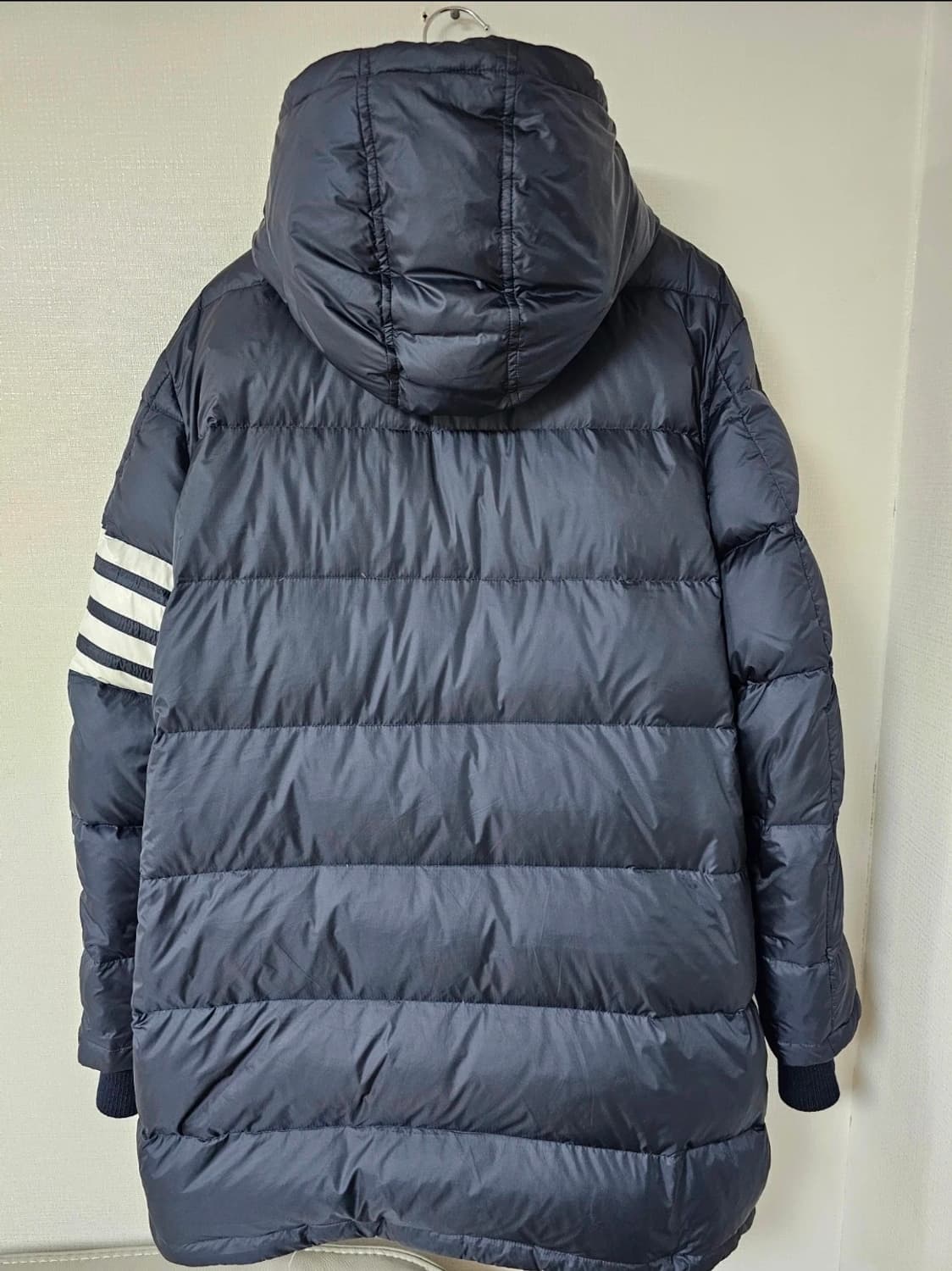 톰브라운 23fw 사선완장 다운필드 롱패딩(4/105/정품) 상품이미지4