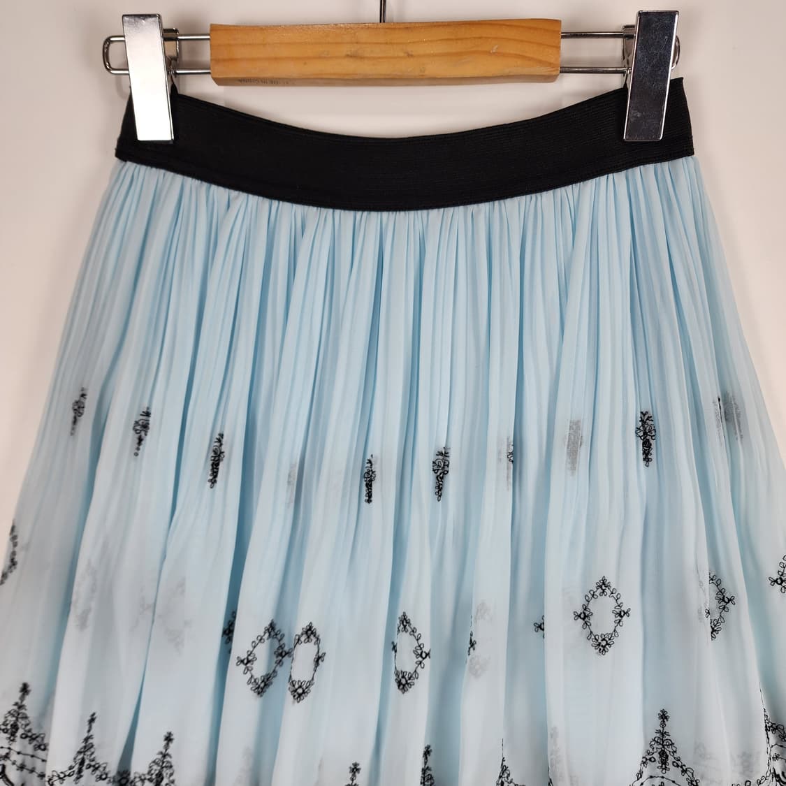 Axes femme 자수 플리츠 스커트 상품이미지4