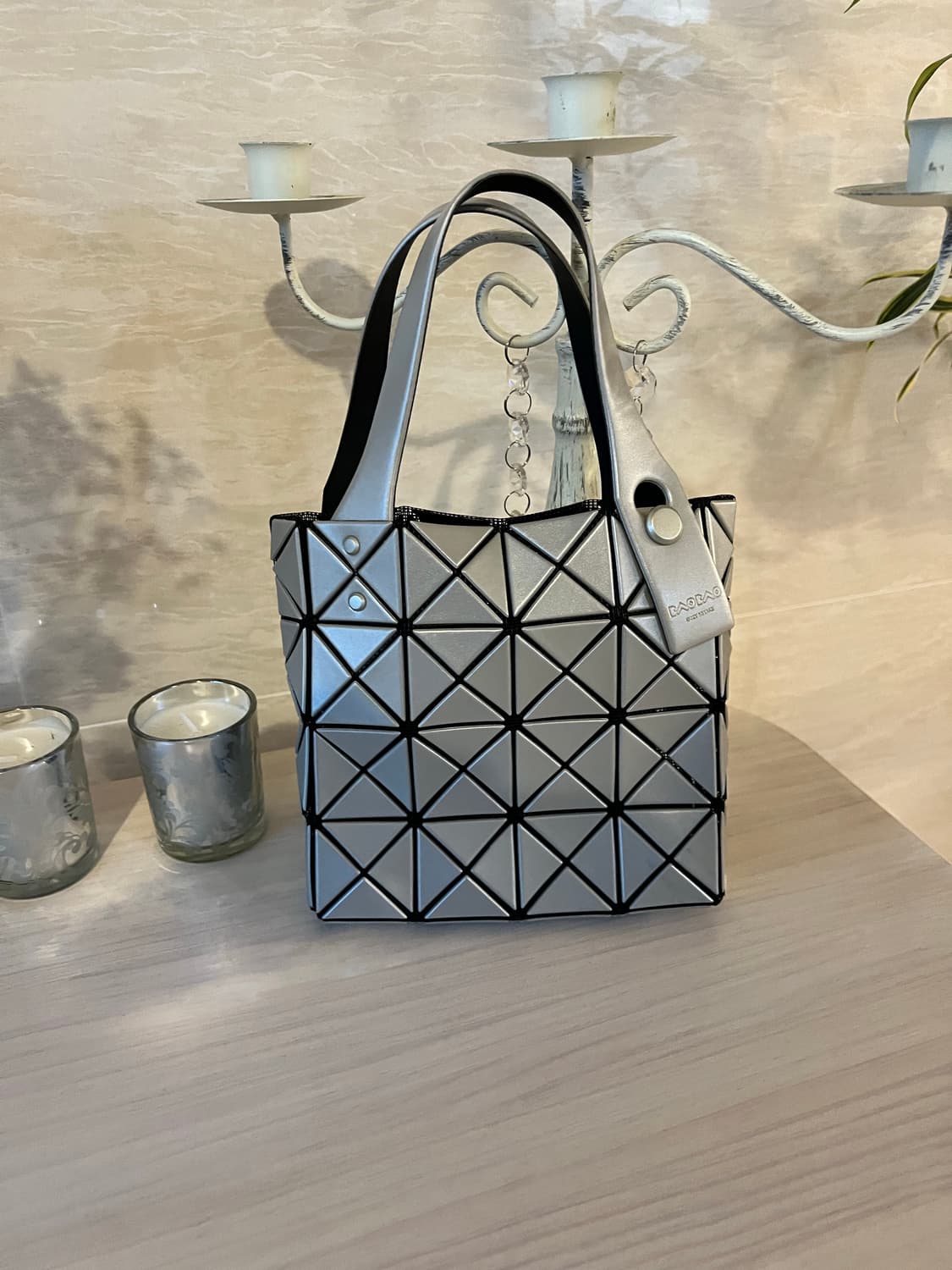 바오바오(정품) 박시 스몰 토트백 실버 상품이미지1