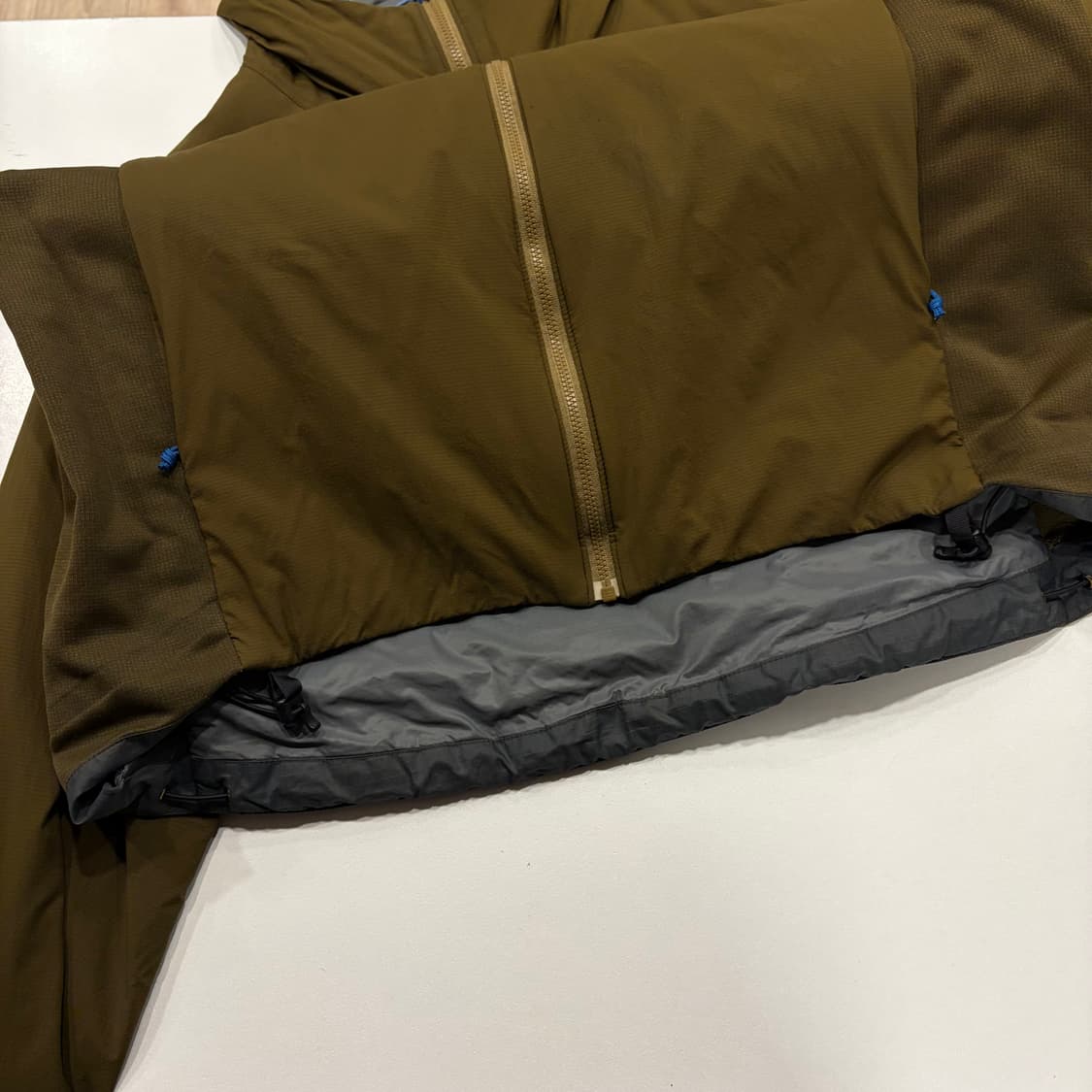 [L] 아크테릭스 구형 아톰 LT 후드 바람막이 브라운 B893 상품이미지6