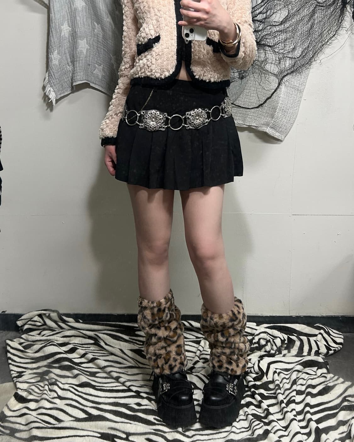 Cecil MCBee gal pleats skirt 상품이미지2
