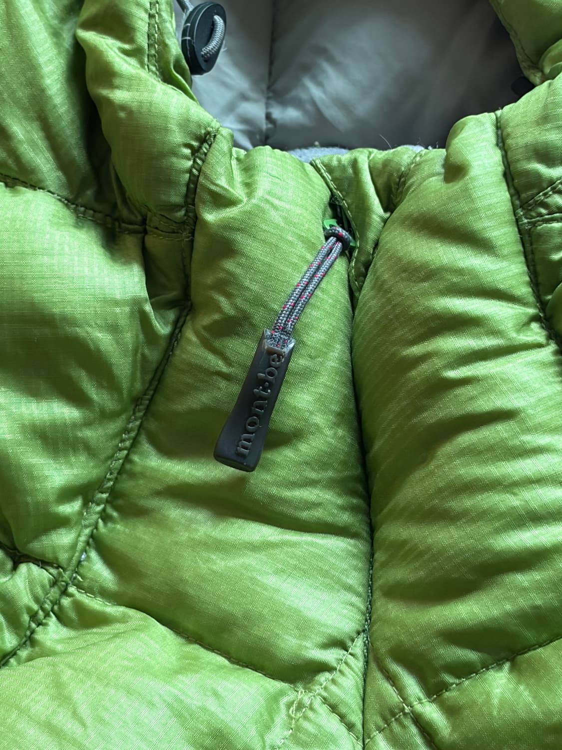 몽벨 구스다운 경량패딩  상품이미지3