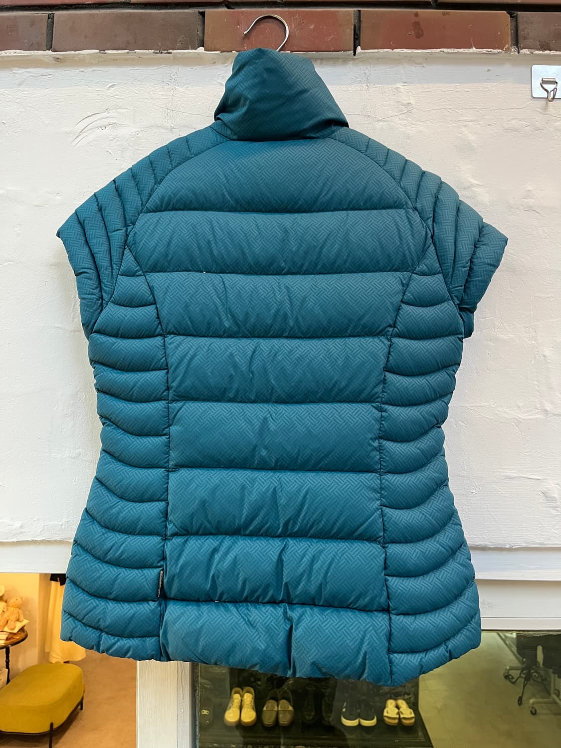 Chervo 여성 덕다운 골프 패딩 조끼 자켓 46 상품이미지7