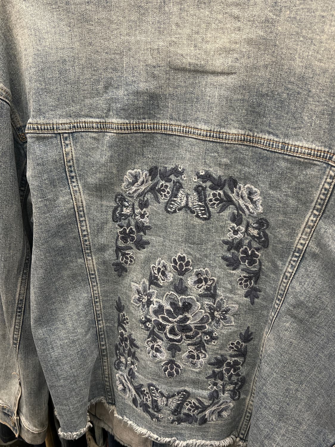 홀리스터 빈티지 자수 트러커 자켓 처분  상품이미지4