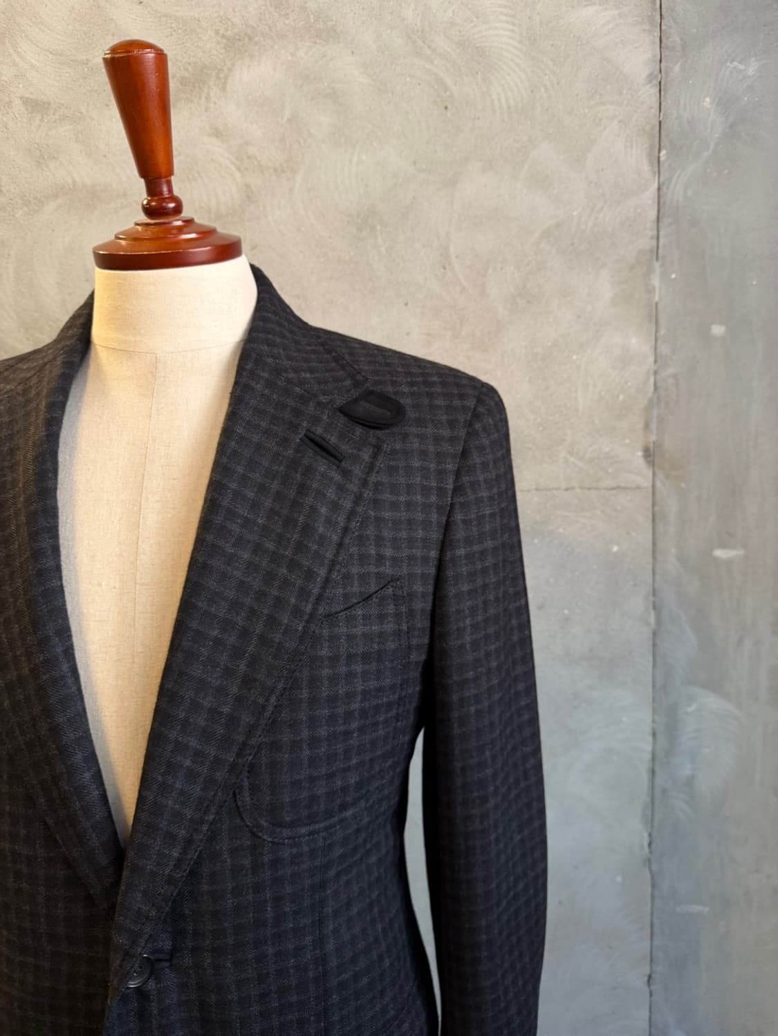 톰포드 테일러드 자켓 100 상품이미지3