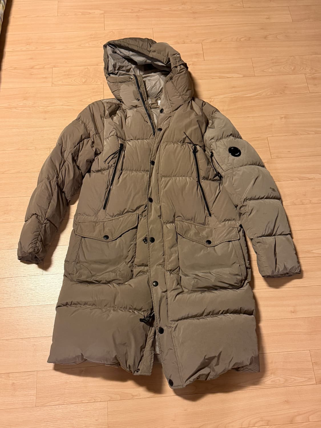 CP컴퍼니 nycra 롱패딩 상품이미지1