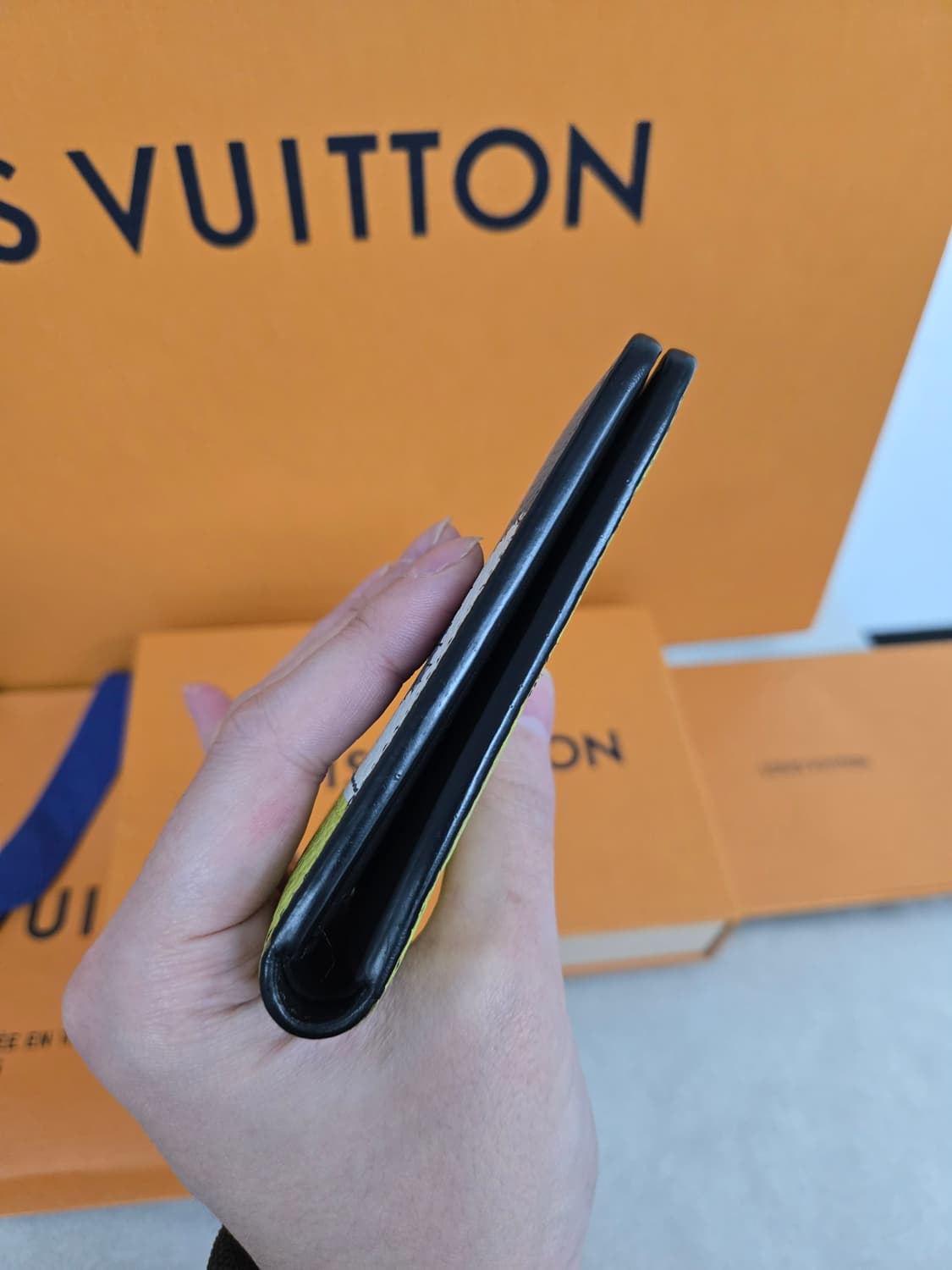 [보증서 정품] 루이비통 토뤼옹 반지갑 상품이미지3