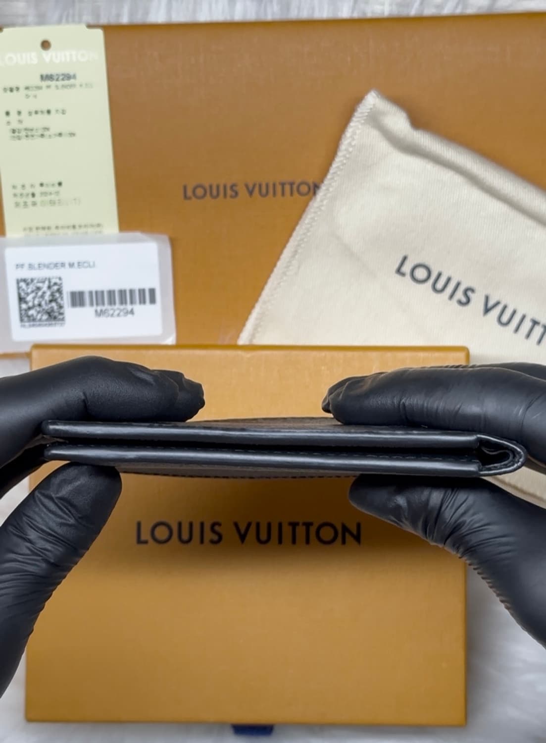 루이비통 슬렌더 월릿 모노그램 이클립스 상품이미지5