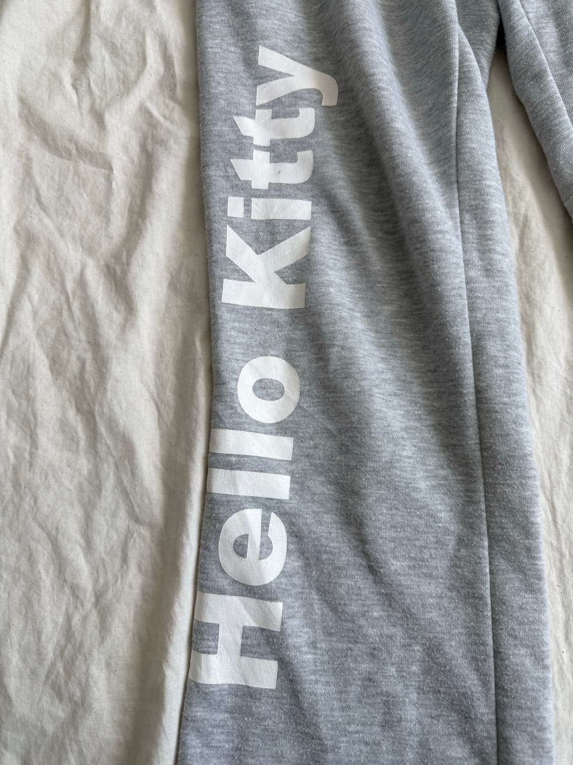 헬로키티 그레이 스웨트팬츠 상품이미지4