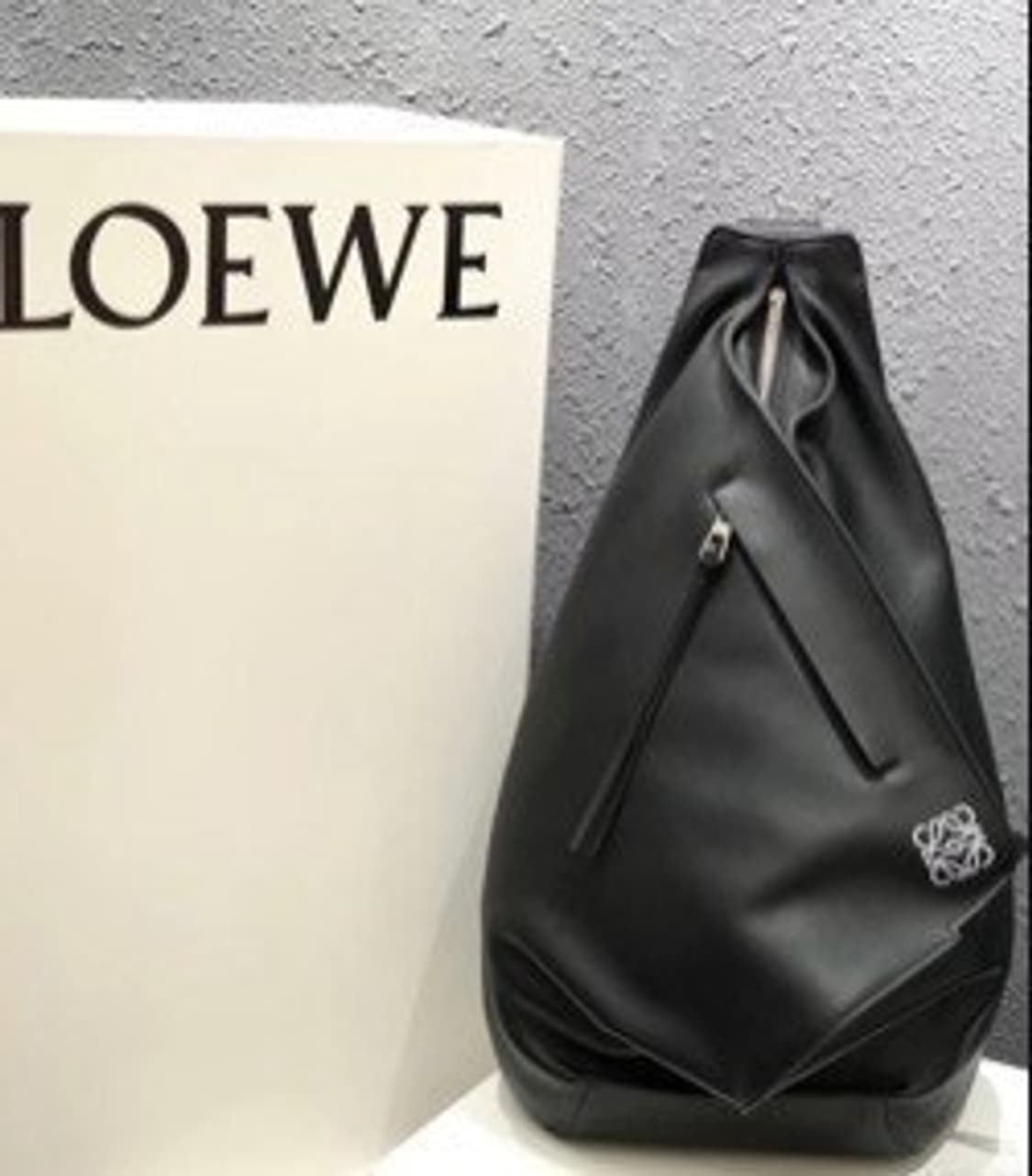 로에베 LOEWE 안톤백팩 (GD 착용 제품) 상품이미지6