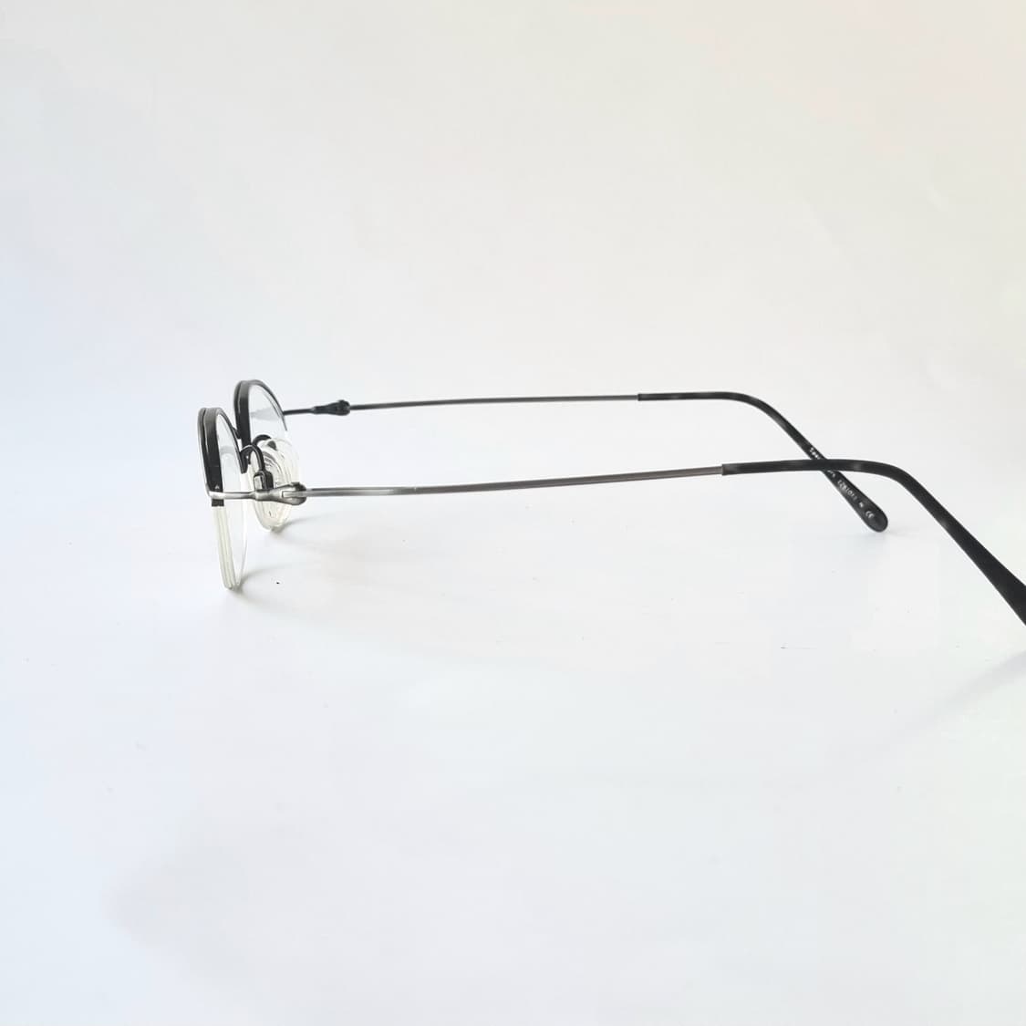 데드스탁 빈티지 오벌형 반무테 안경테 464 상품이미지6