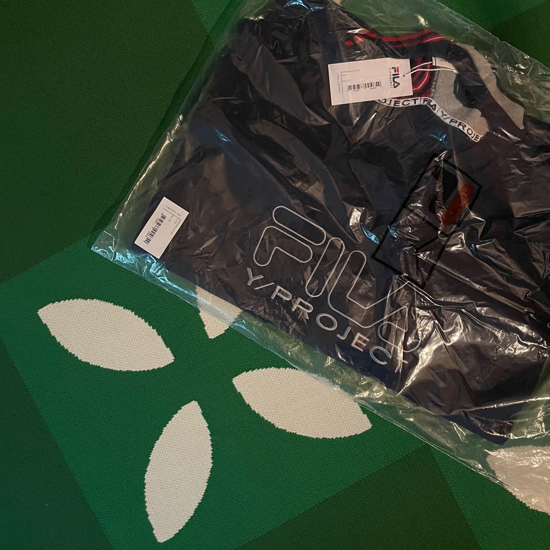 [M~XL] 와이프로젝트 X 휠라 컷오프 스웻셔츠 맨투맨 네이비 상품이미지3