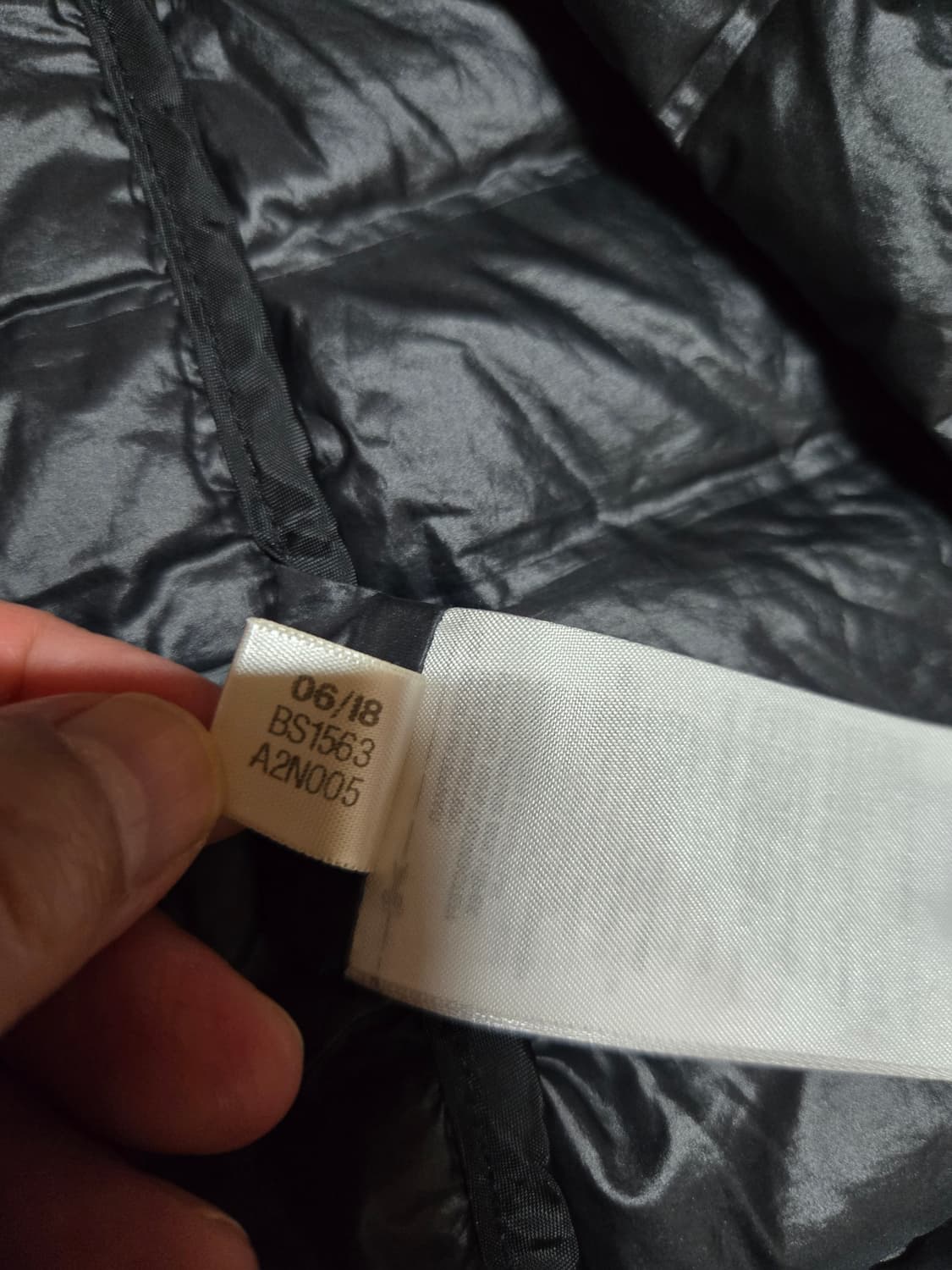 아디다스 남성 다운 경량 조끼 상품이미지7