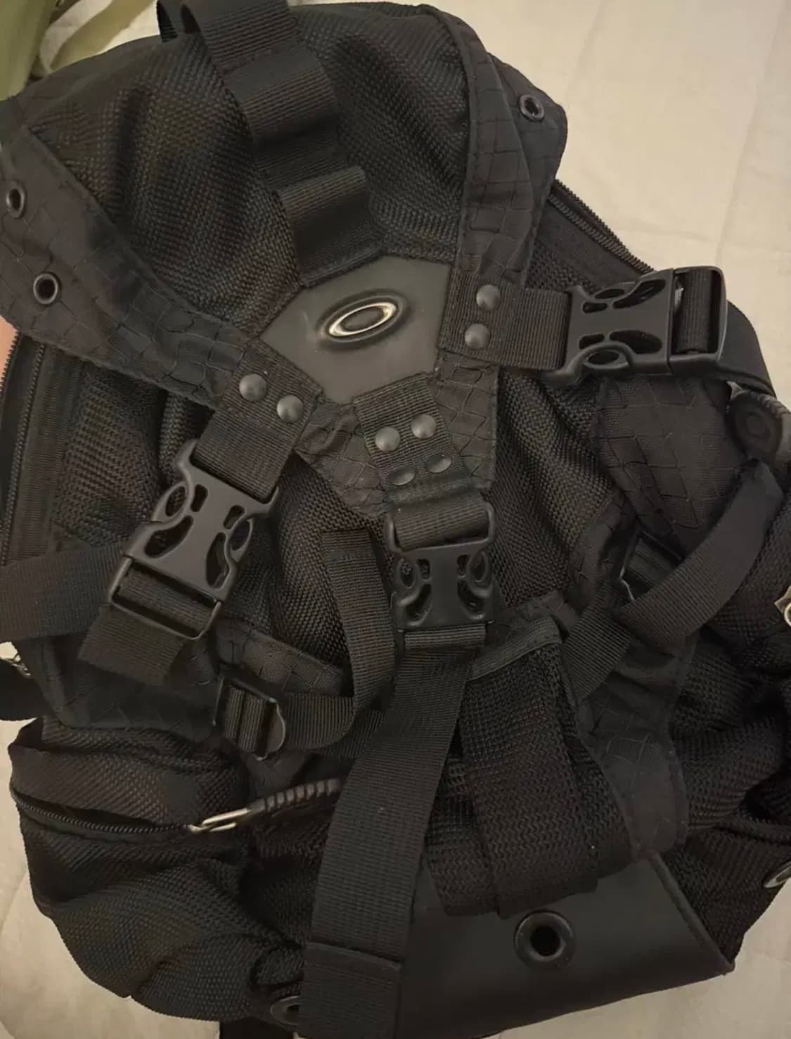 오클리 icon 3.0 미니 백팩 - 상태 최상 상품이미지2