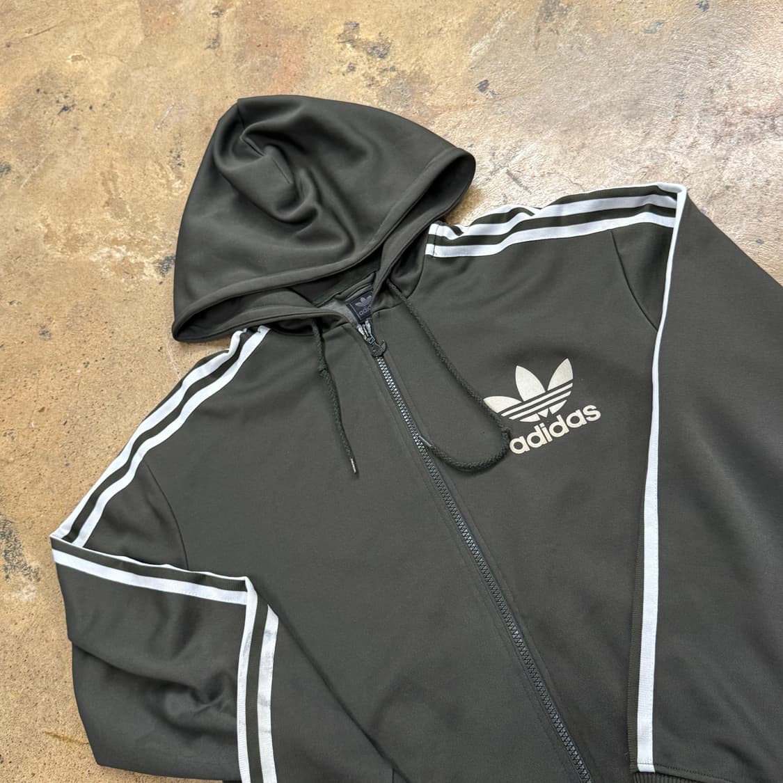 아디다스 카키 후플 플락 후드집업 져지 상품이미지2