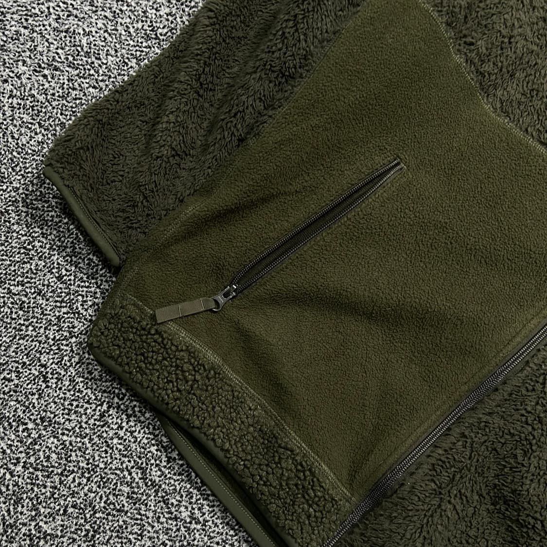 유니클로X엔지니어드 가먼츠 플리스 자켓 상품이미지3