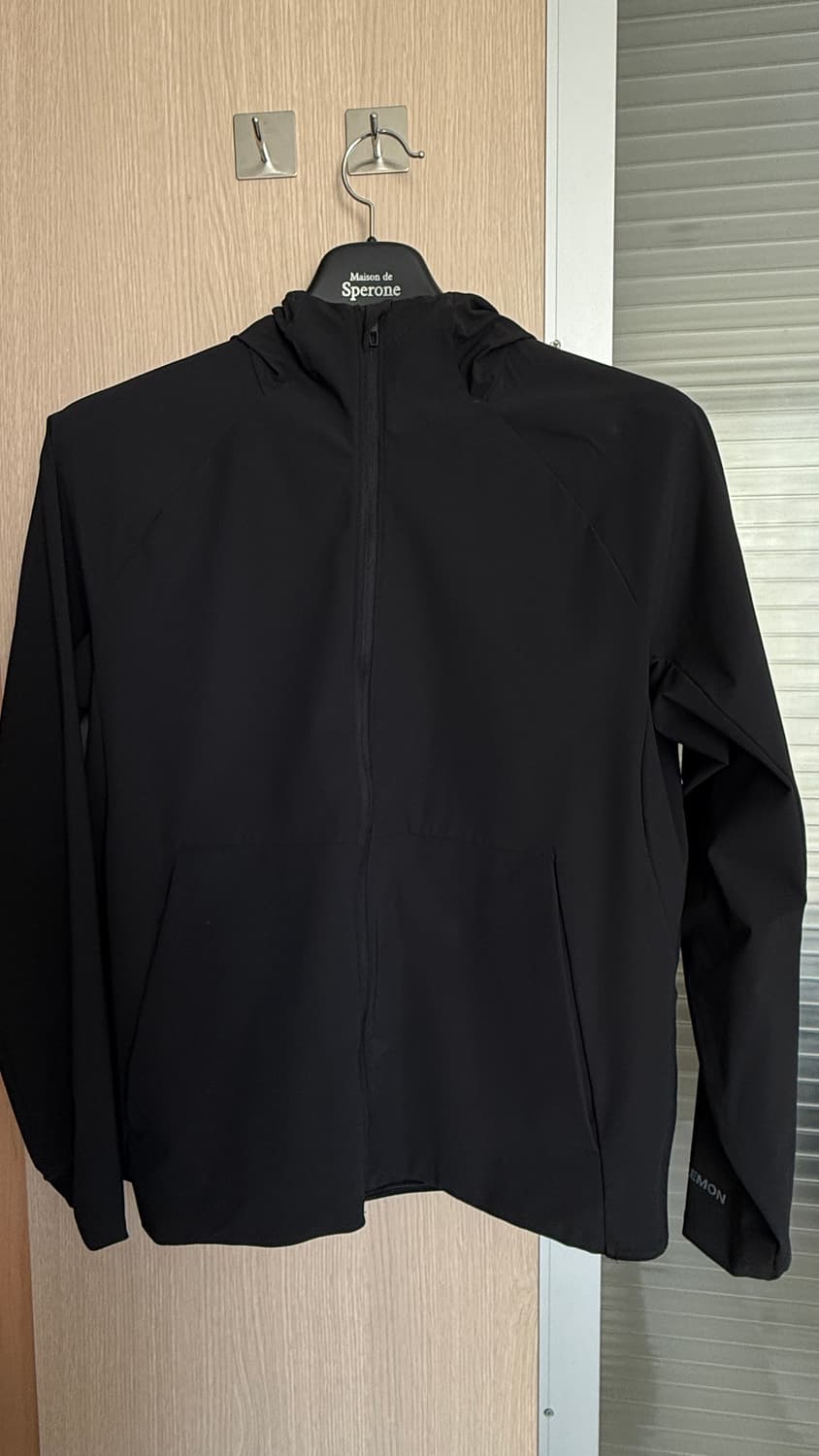 룰루레몬 페이스 브레이커 재킷 상품이미지2