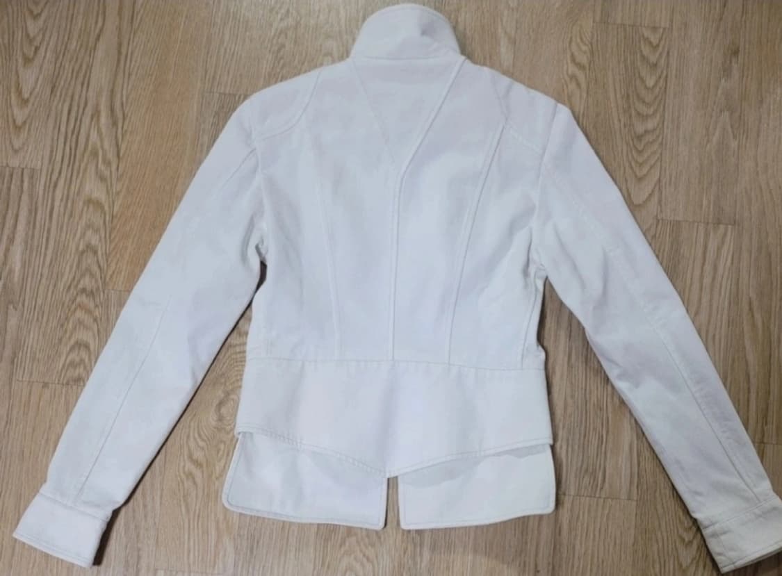 [정품] 샤넬 자켓 화이트/아이보리 44~55 (여성용) 한정판 상품이미지4