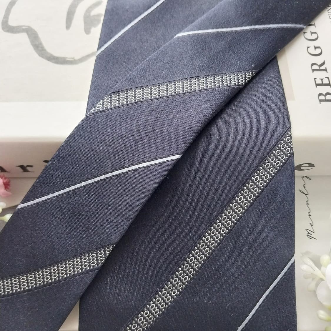 에르메네질도 제냐 실크 스트라이프 넥타이 9.2cm A+등급 K2197
 상품이미지5