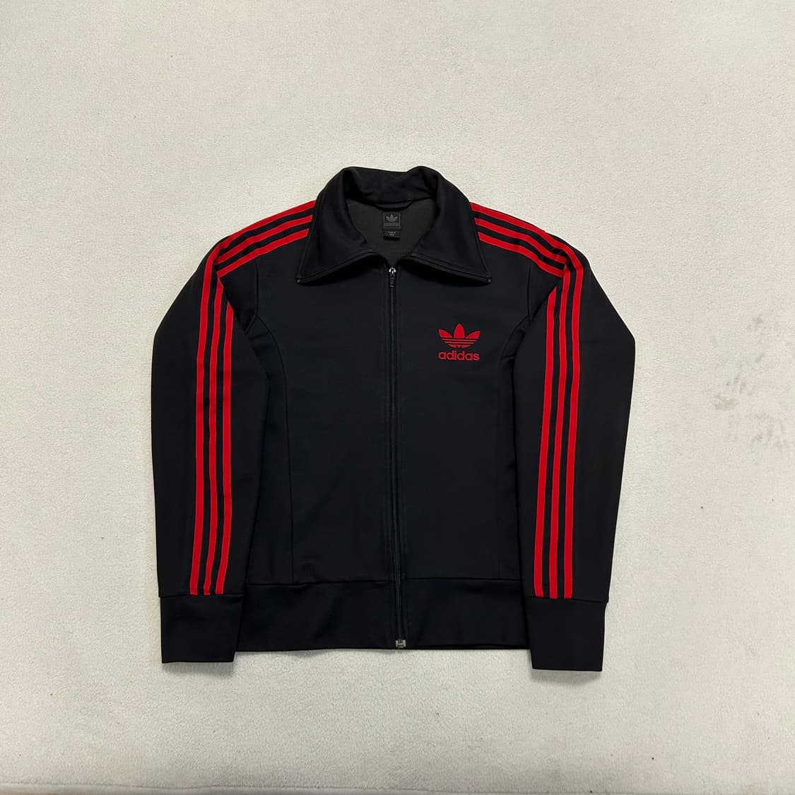 Adidas black red Europa jersey 상품이미지4