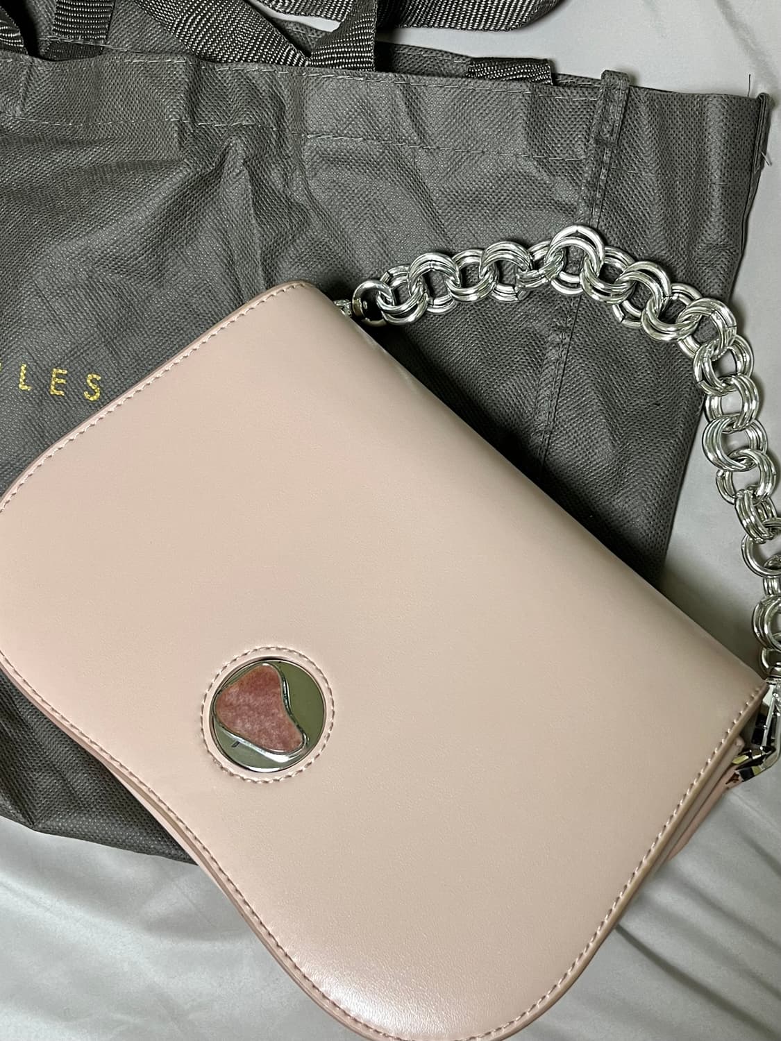 찰스앤키스 연핑크 크로스백 (희귀 아이템) 상품이미지4