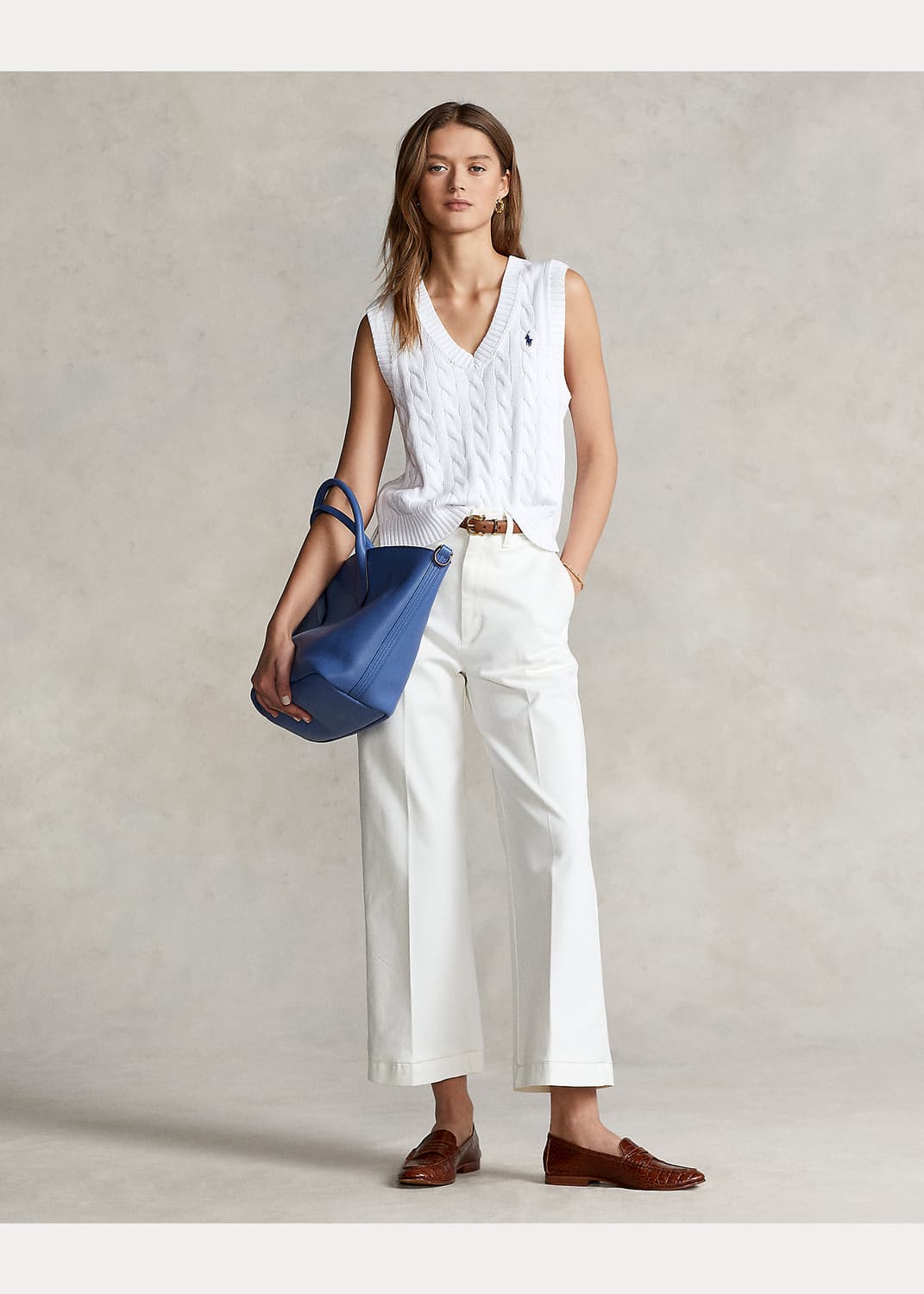 폴로 랄프로렌 우먼 케이블 니트 코튼 슬리브리스 스웨터 차정원 착용 상품이미지4