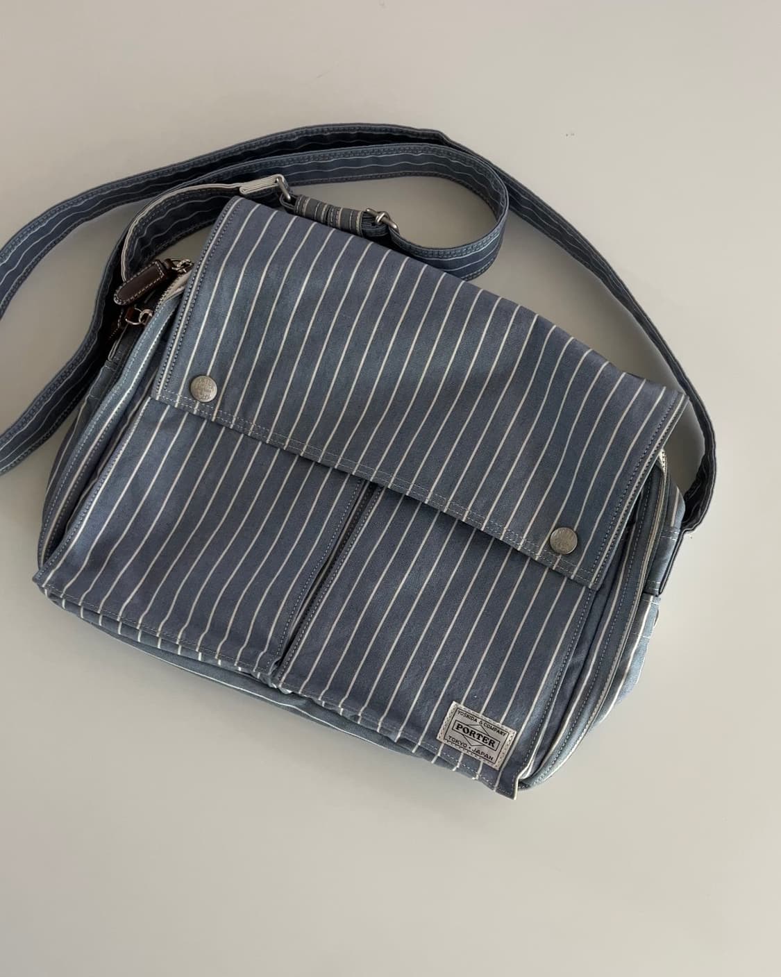 요시다 포터 70주년 기념 스트라이프 숄더백 상품이미지3