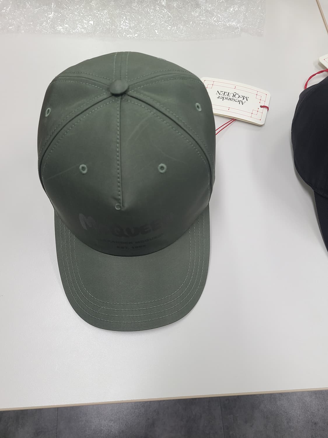 알렉산더맥퀸 모자4종 미사용 상품이미지3