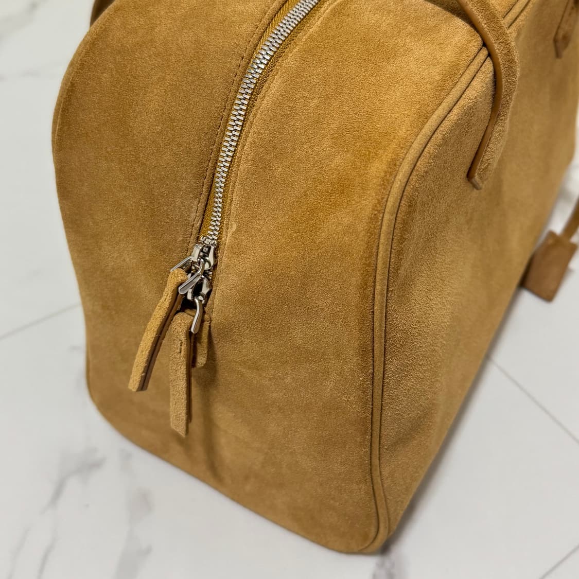 [빛날영 추천] Hiss 스웨이드백 상품이미지7