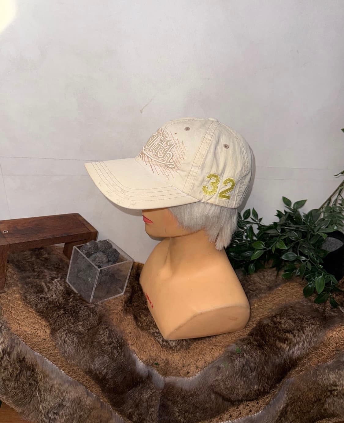 Von dutch 아이보리 볼캡 상품이미지2